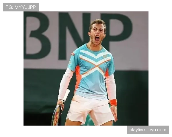 欧本主帅率队逆势崛起,战术革新成制胜关键 欧本主帅率队逆势崛起,战术革新成制胜关键