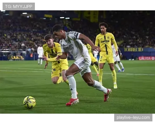 西甲战报：黄潜状态回升，强势取胜斩获关键三分