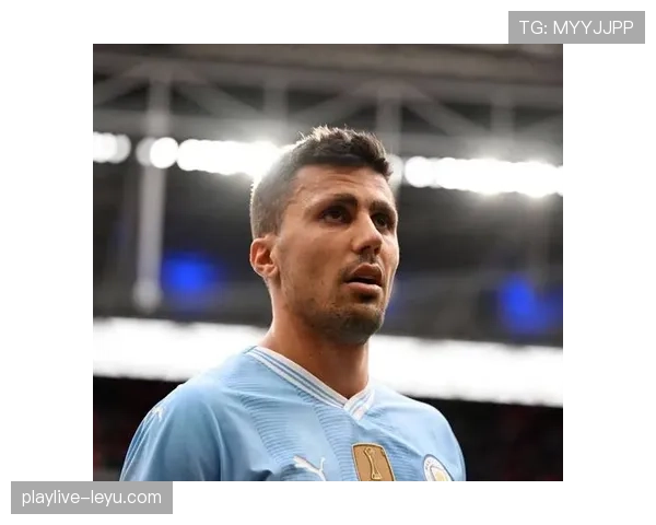 Rodri状态稳健，以卓越防守筑起曼城中场铁闸