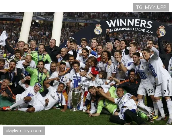 阿尔巴在欧冠赛场表现稳健，助力球队备受期待的胜利之路